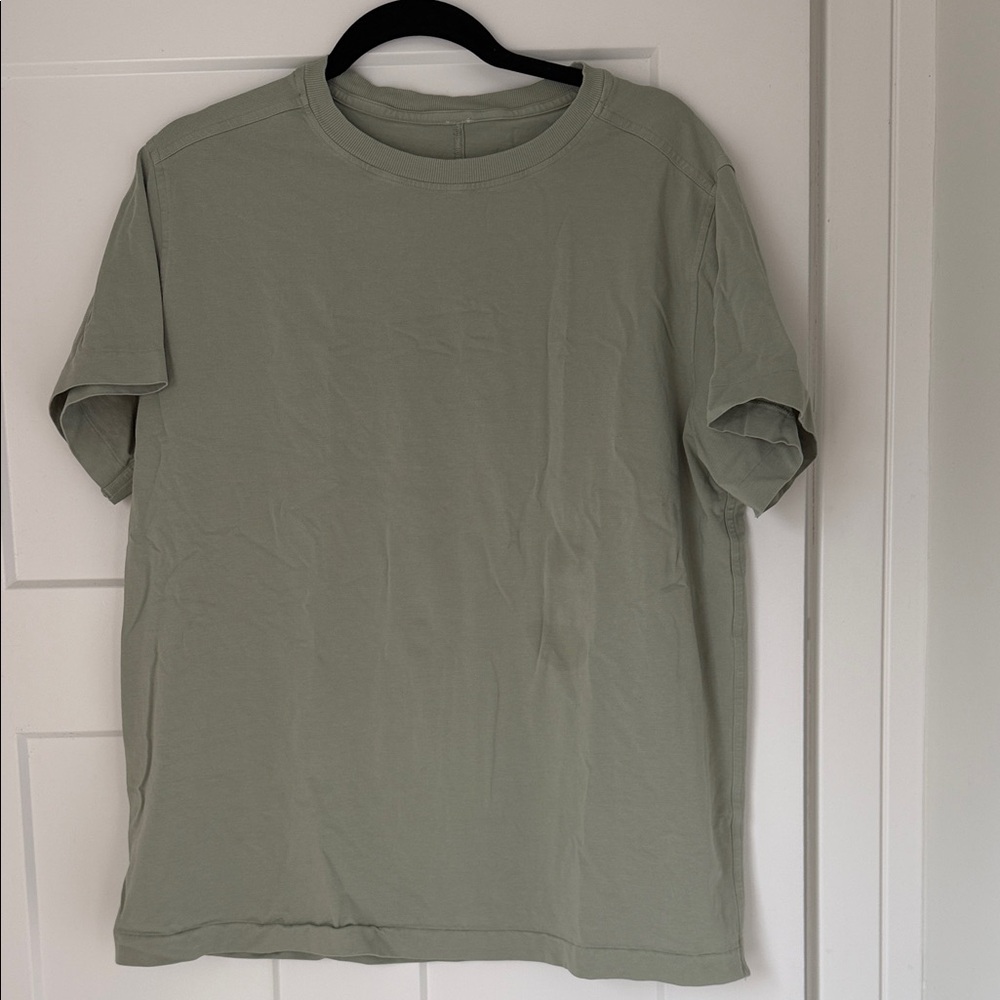 lululemon athletica Sage Green Short Sleeve Tee